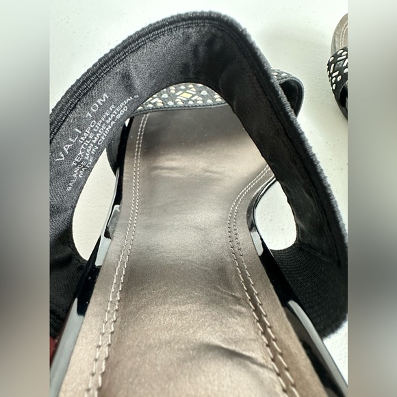 Impo VALI Black Stretch Wedge Sandal with embellished Straps Size 10M - Picture 8 of 11